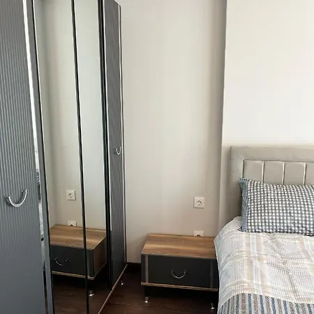 Air Apartment *